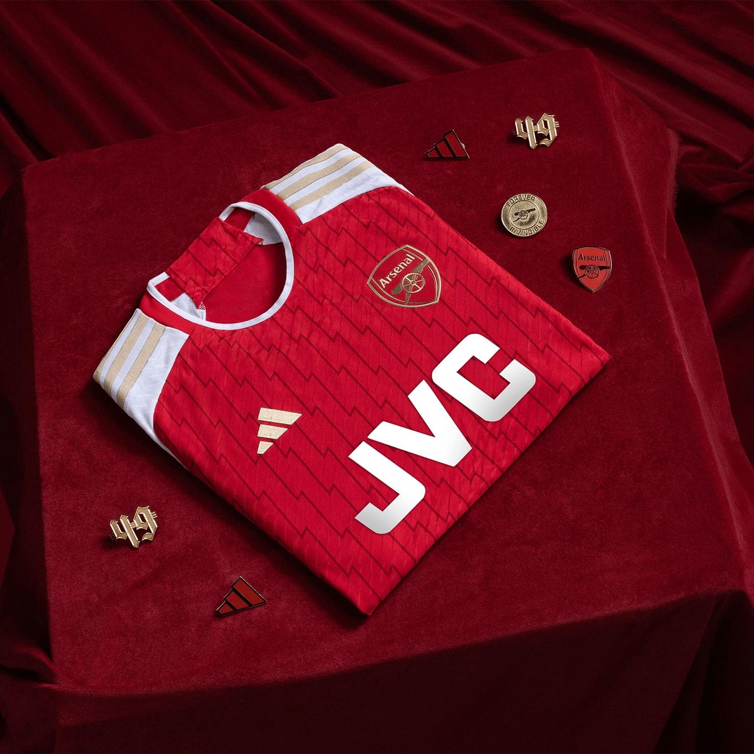 Arsenal 23-23 kit classic sponsor