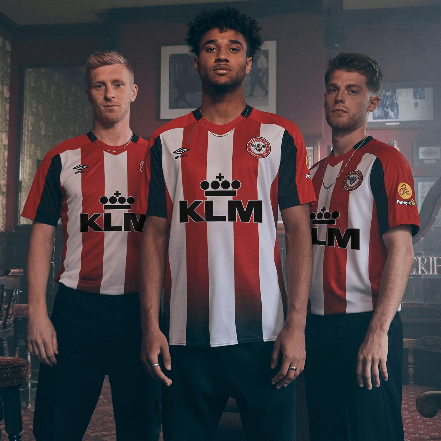 Brentford 23-24 kit classic sponsor