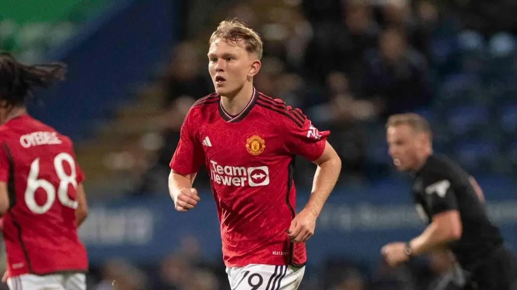 Finley McAllister: Niềm hy vọng mới từ lò đào tạo của Man Utd?