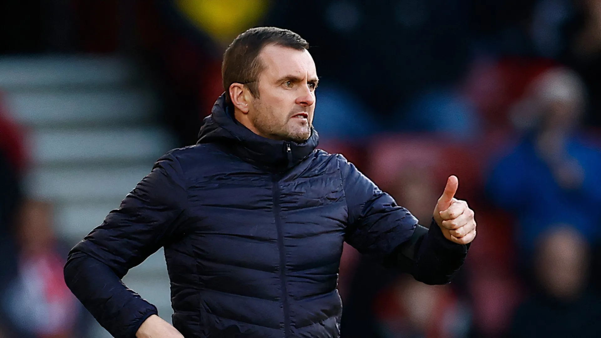 HLV Nathan Jones cân nhắc tương lai trong bối cảnh Cardiff City quan tâm