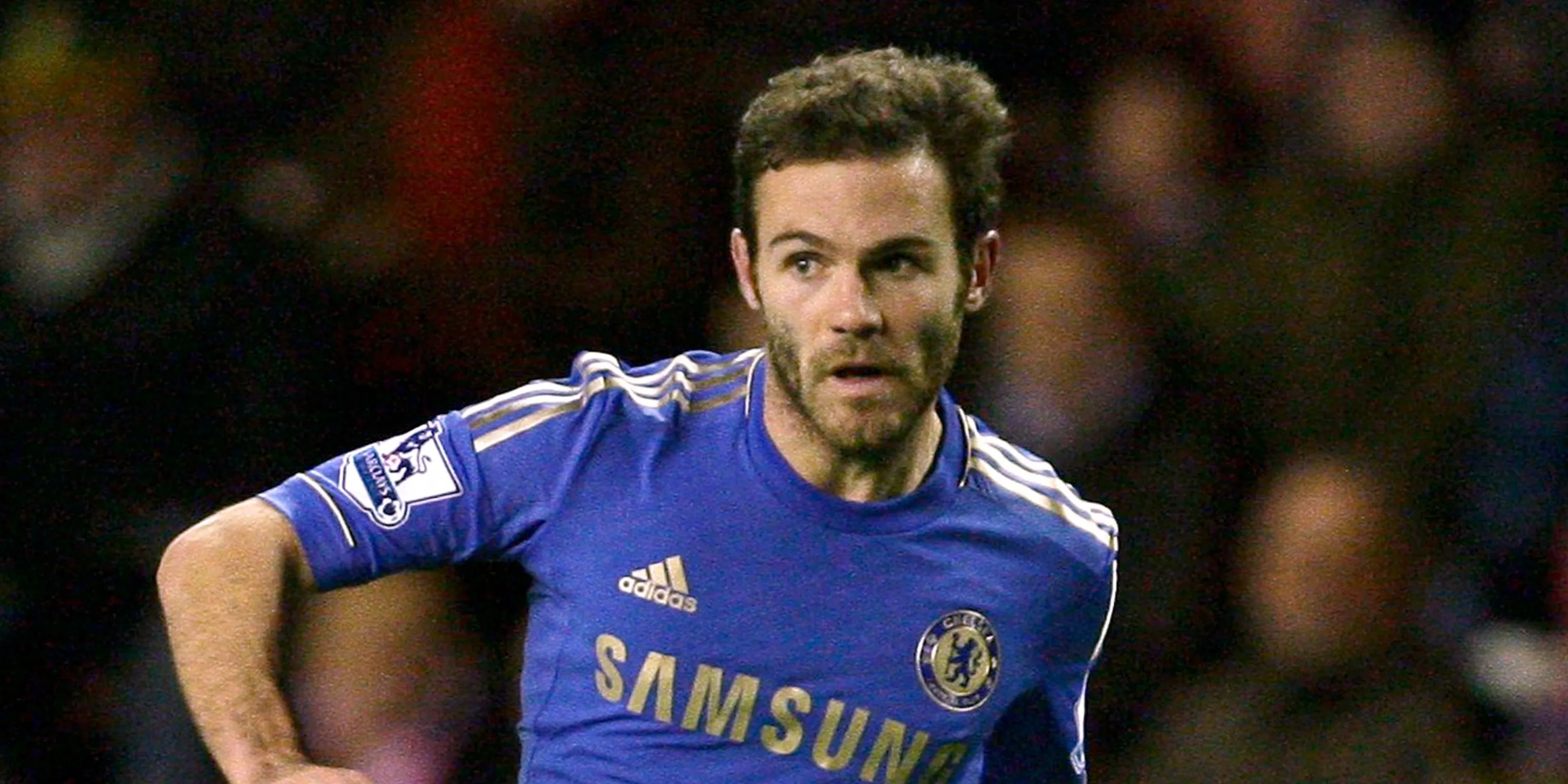 Juan Mata trong màu áo Chelsea