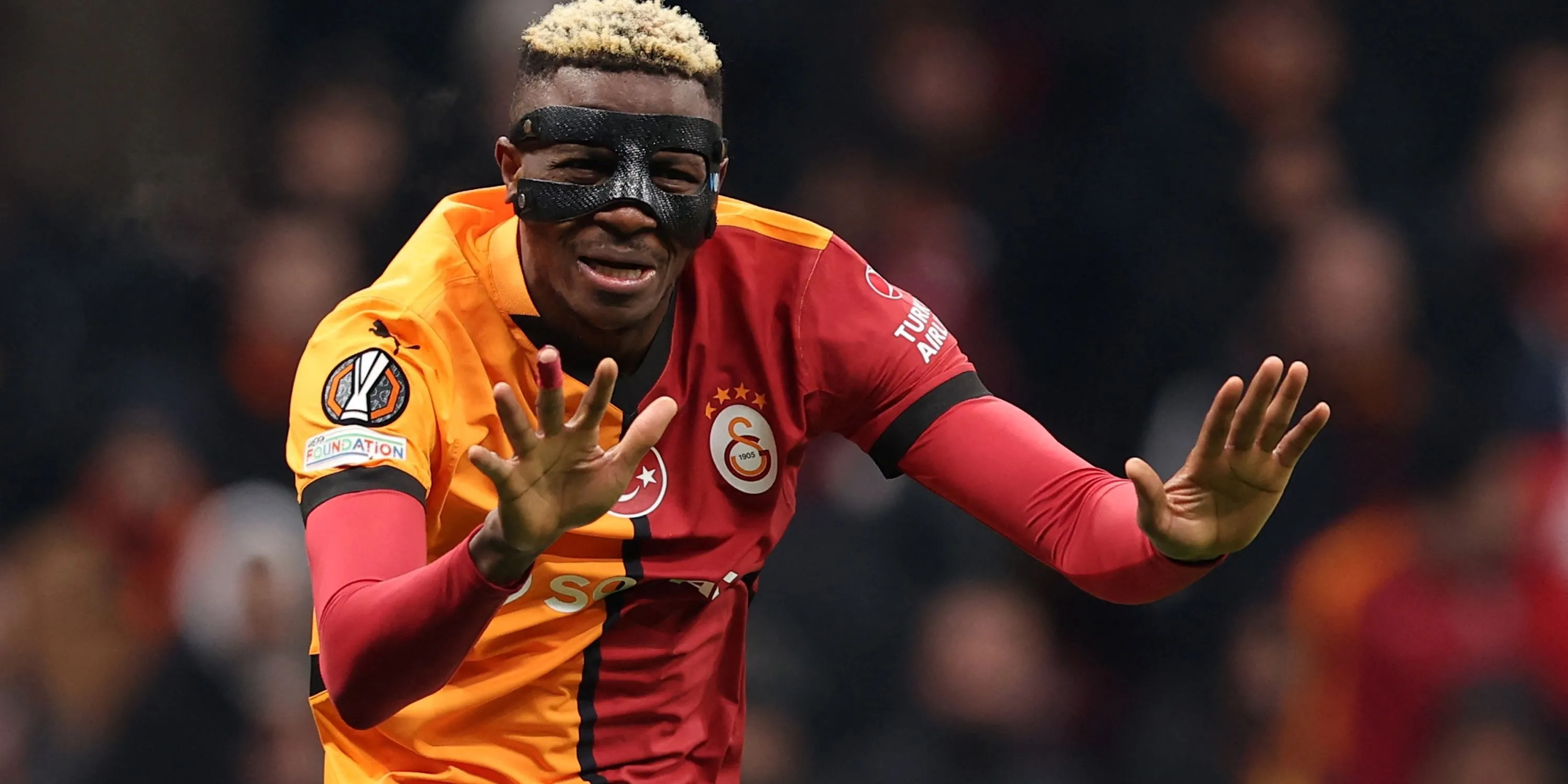 Victor Osimhen của Galatasaray phản ứng trong một trận đấu