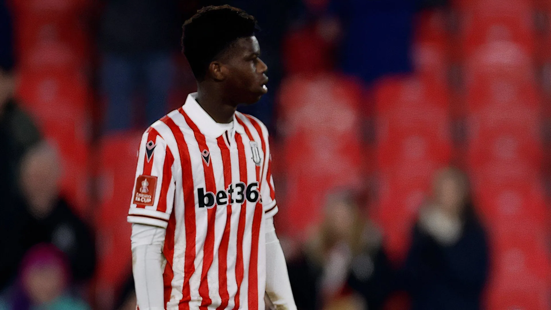 Sol Sidibe, tài năng trẻ của Stoke City, đang nhận được sự quan tâm từ Aston Villa