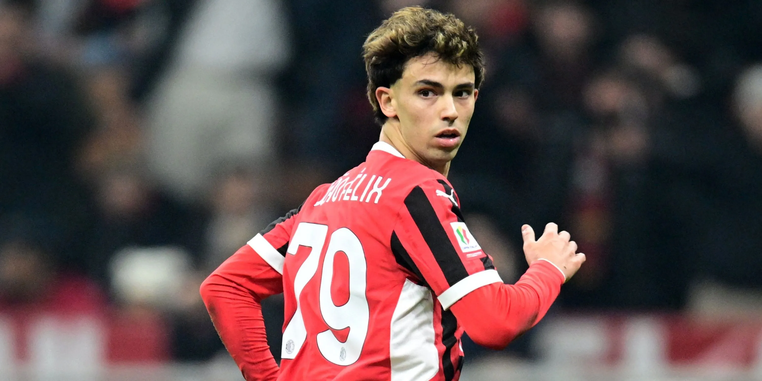 João Félix thi đấu cho AC Milan, nơi anh được cho mượn từ Chelsea