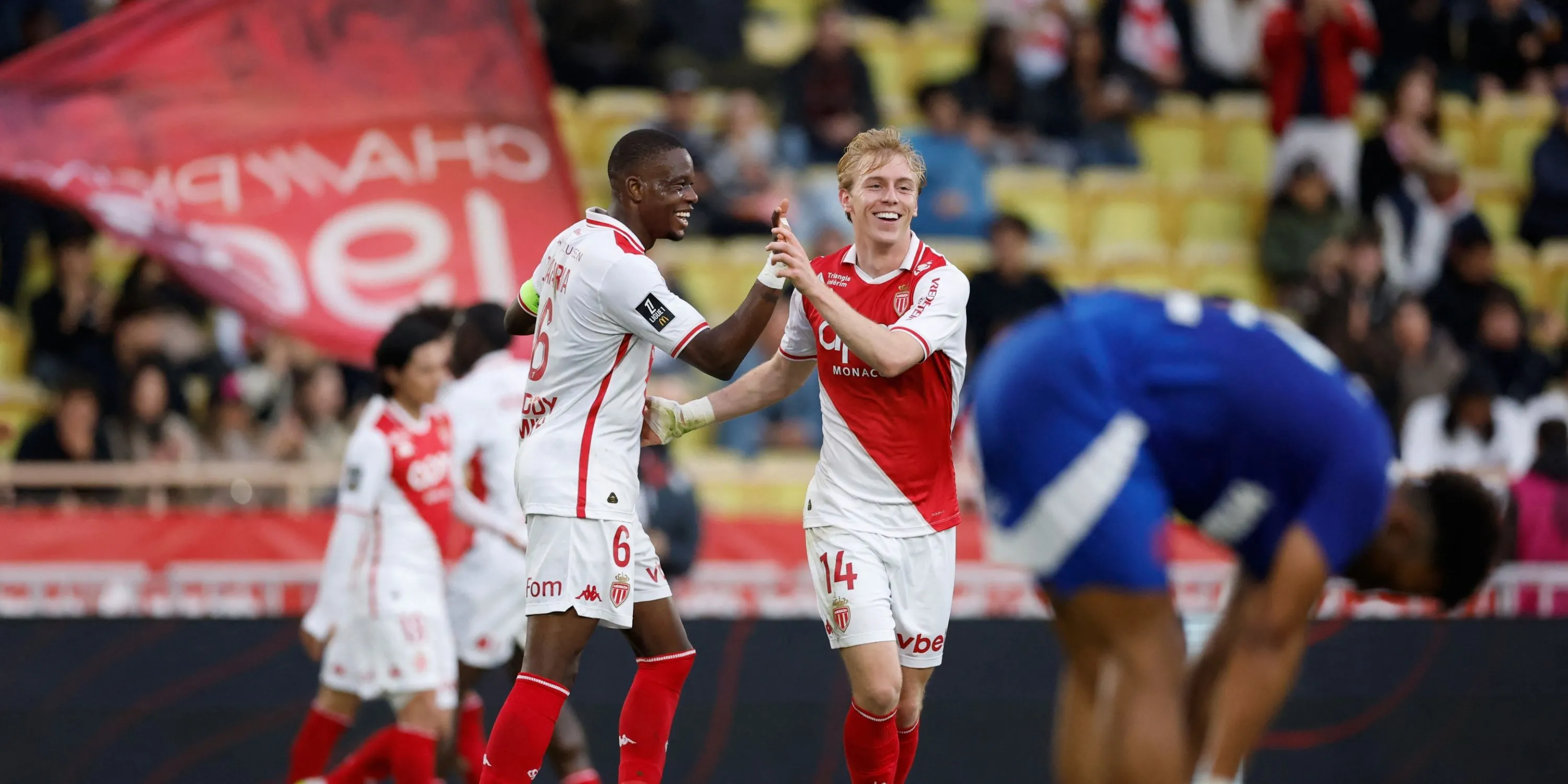 Mika Biereth khoác áo AS Monaco, tiền đạo trẻ đầy hứa hẹn được Wolves quan tâm
