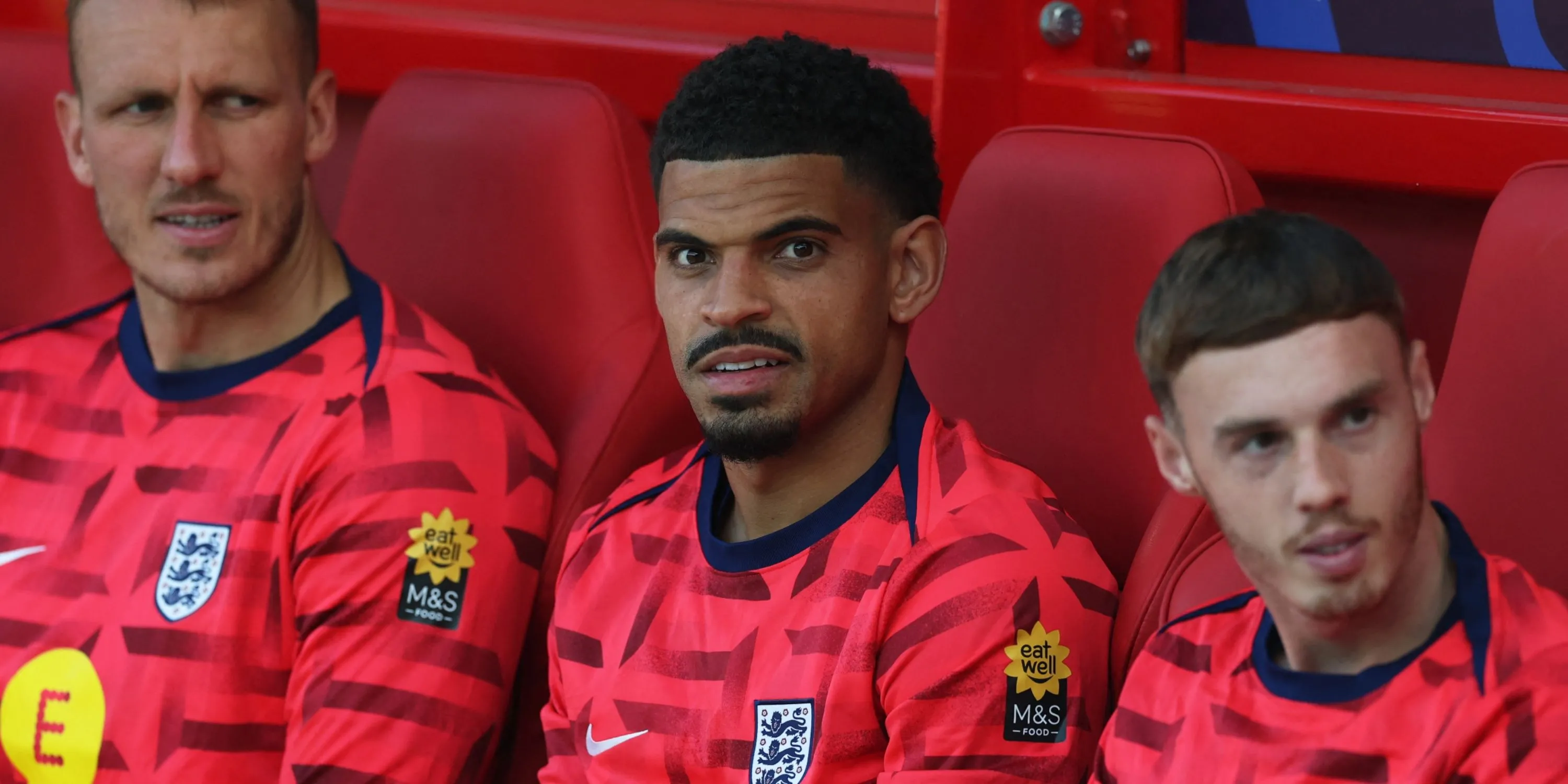 Morgan Gibbs-White trong màu áo đội tuyển Anh, cầu thủ Nottingham Forest có thể rời đi.