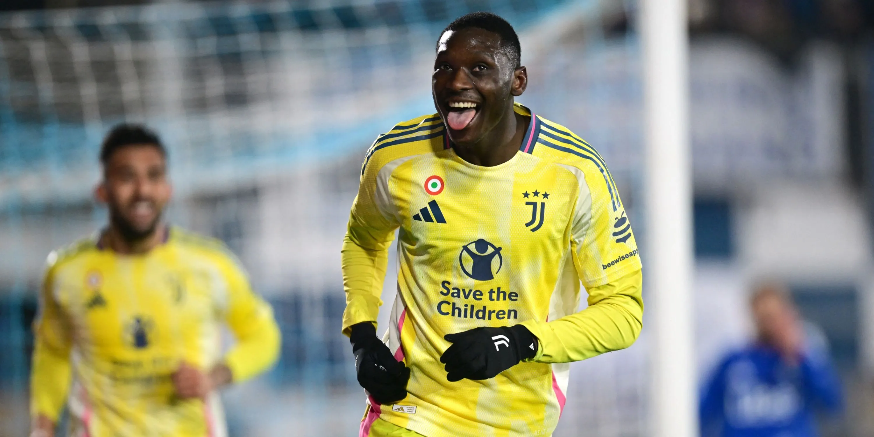 Randal Kolo Muani trong màu áo Juventus, mục tiêu chuyển nhượng của Manchester United.