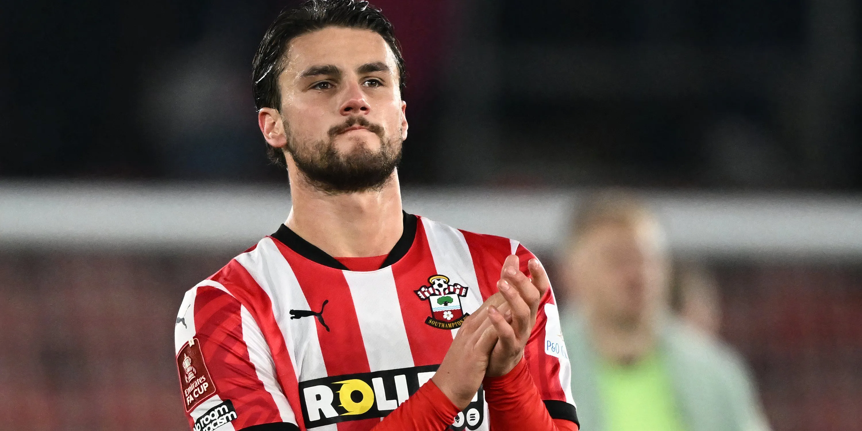 Taylor Harwood-Bellis trong màu áo Southampton