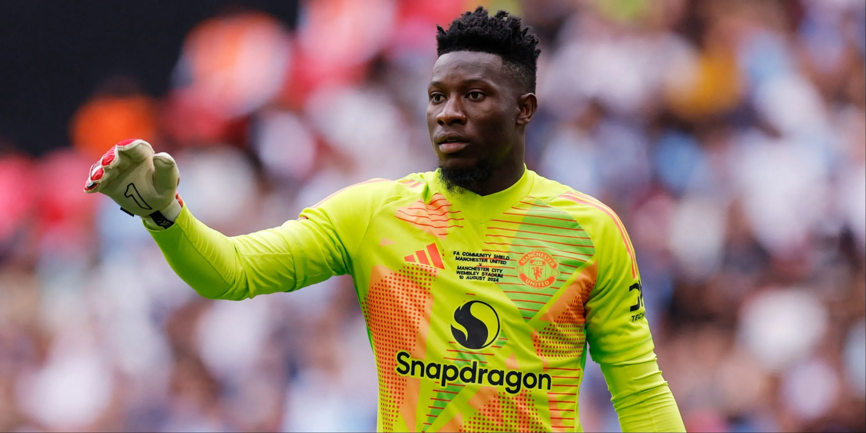 Thủ môn Andre Onana của Manchester United trong một trận đấu tại Premier League, người nhận mức lương cao nhất trong số các thủ môn của đội