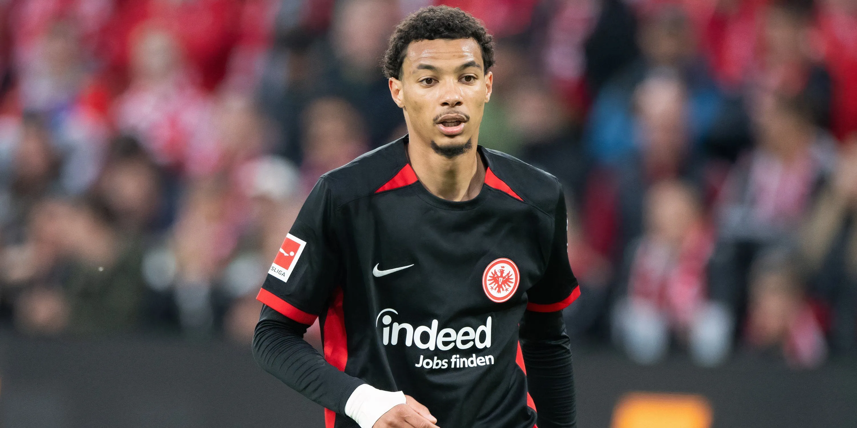 Tiền đạo Hugo Ekitike đang thi đấu cho Eintracht Frankfurt, mục tiêu chuyển nhượng của Liverpool.
