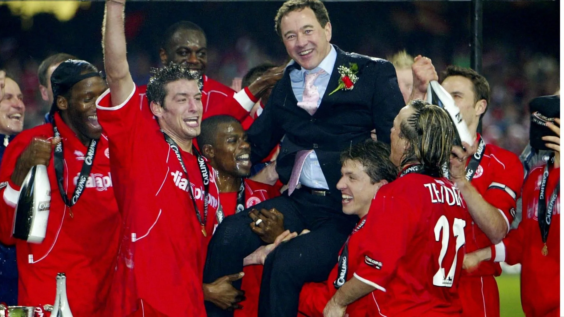 Steve Gibson, huyền thoại và chủ tịch lâu năm của Middlesbrough, người đã cứu vớt và đưa CLB lên tầm cao mới