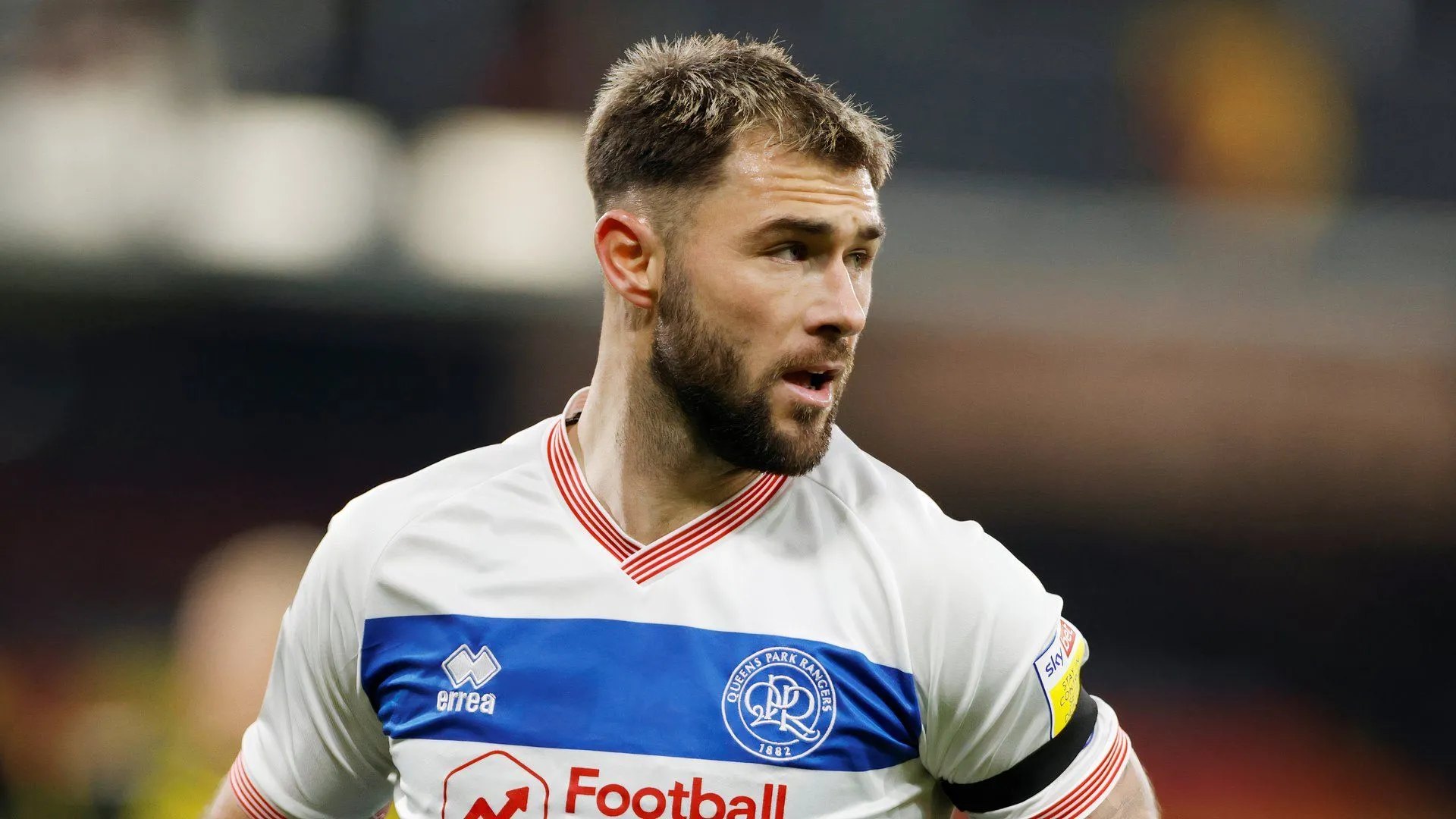 Charlie Austin ghi bàn cho QPR